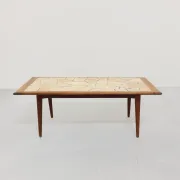 Table basse italienne du milieu du siècle avec plateau en pierre mosaïque