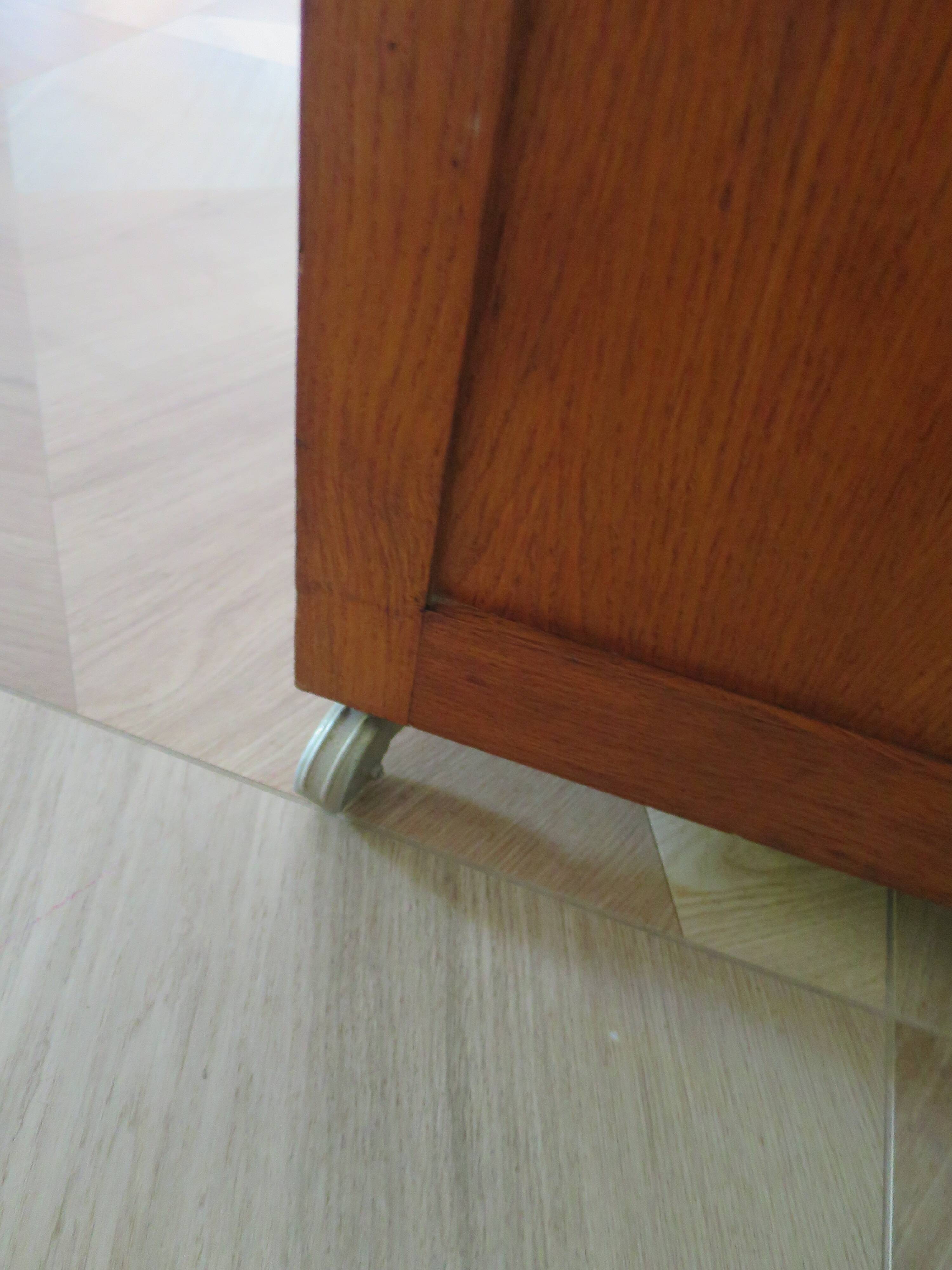 Bureau plateau rabattable,  Années 60