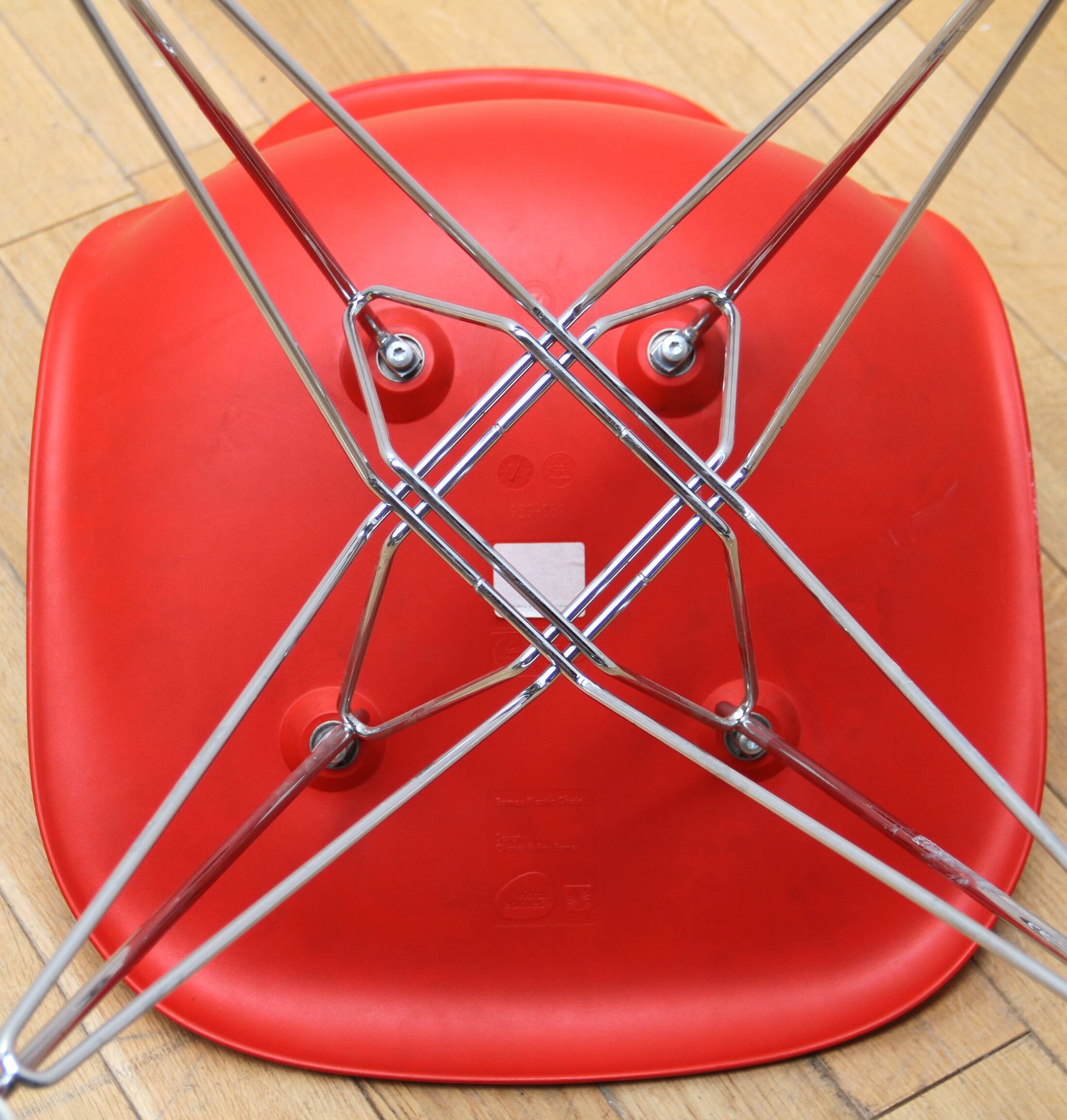 DSR Chair, Charles & Ray Eames Vitra