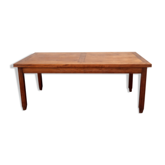 Old farmhouse table 12/14 people