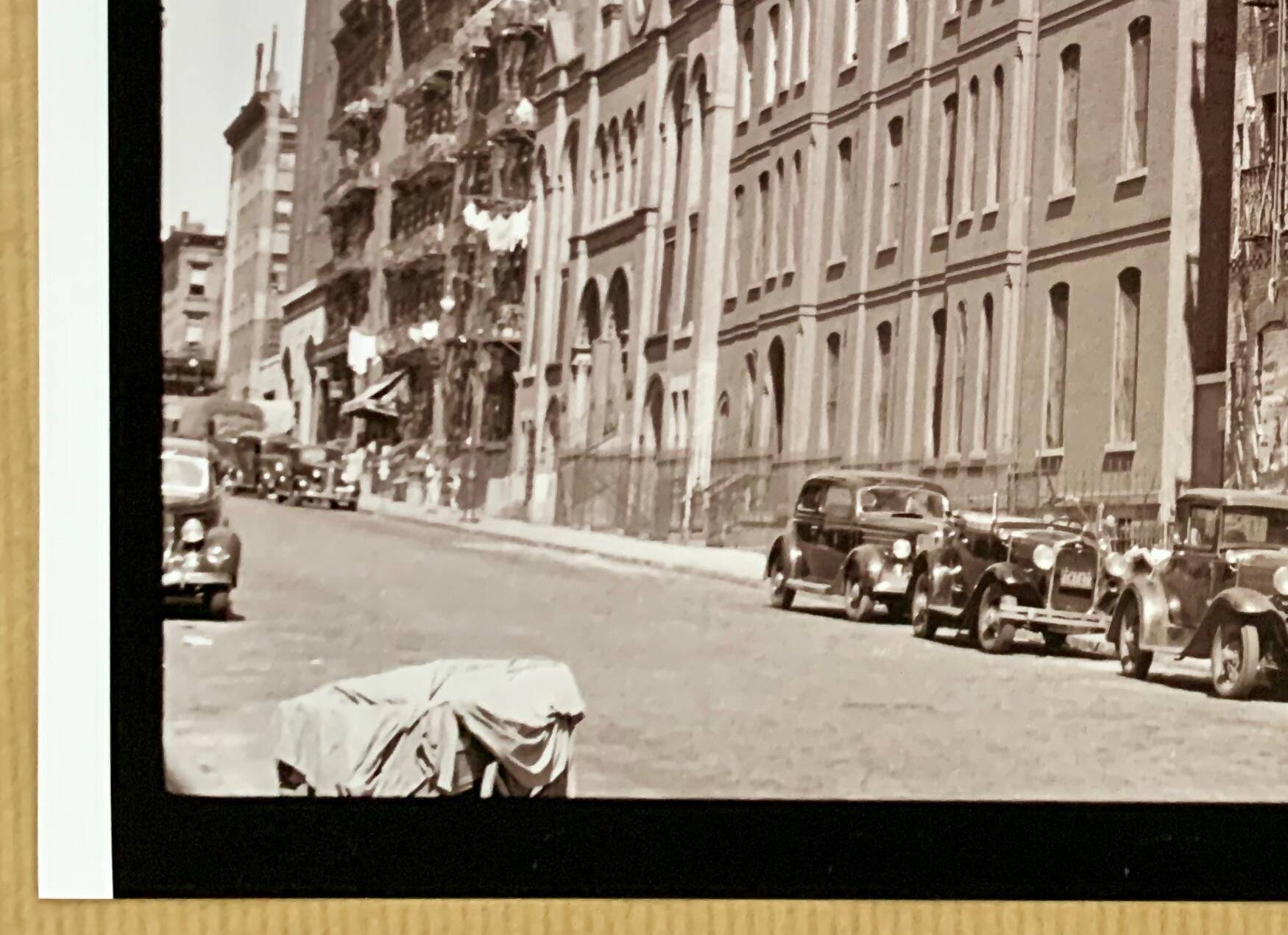 Manhattan Vintage — The raw charm of old New York.