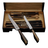 12 knives