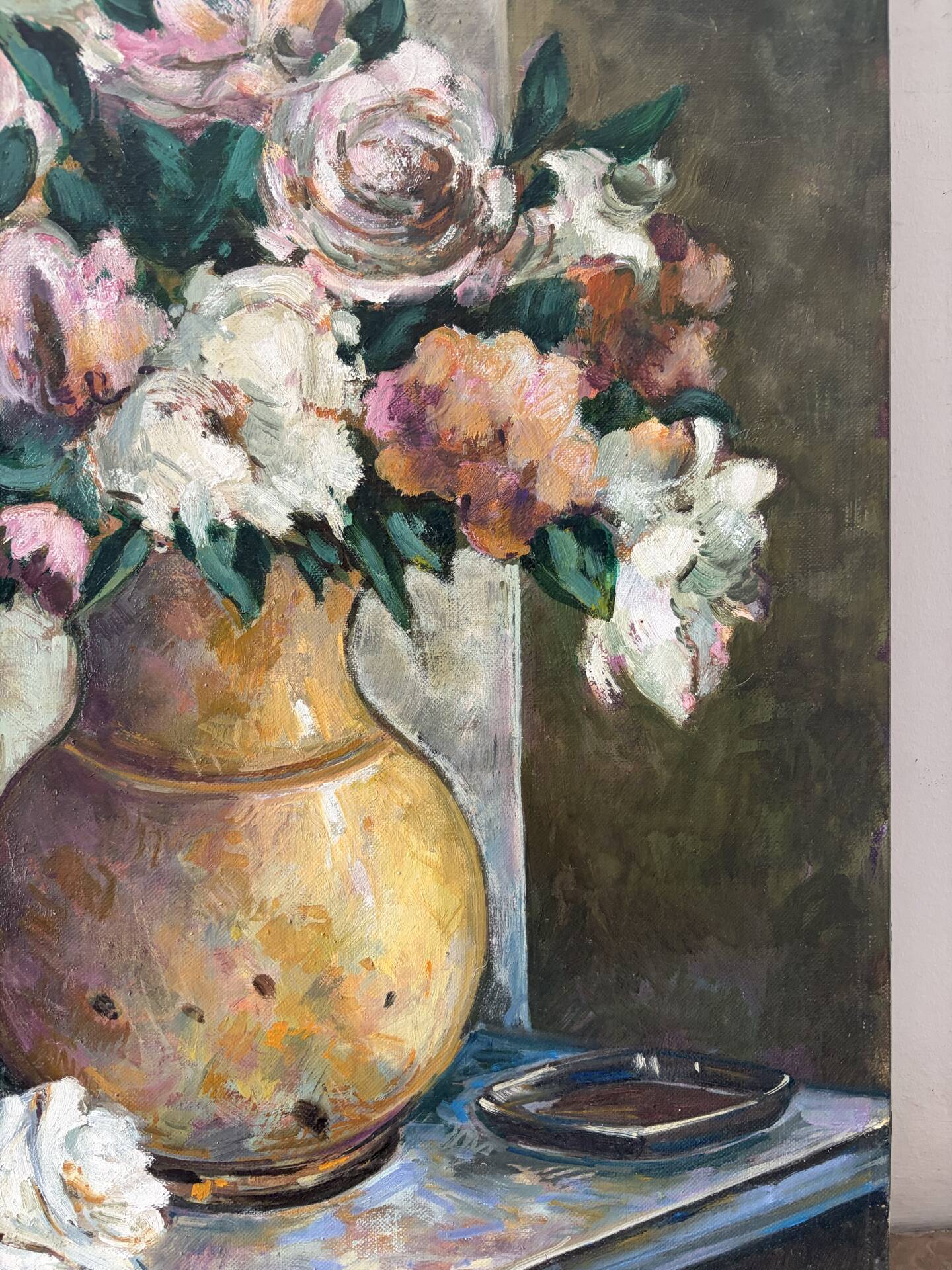 Bouquet in a gold vase, oil on canvas