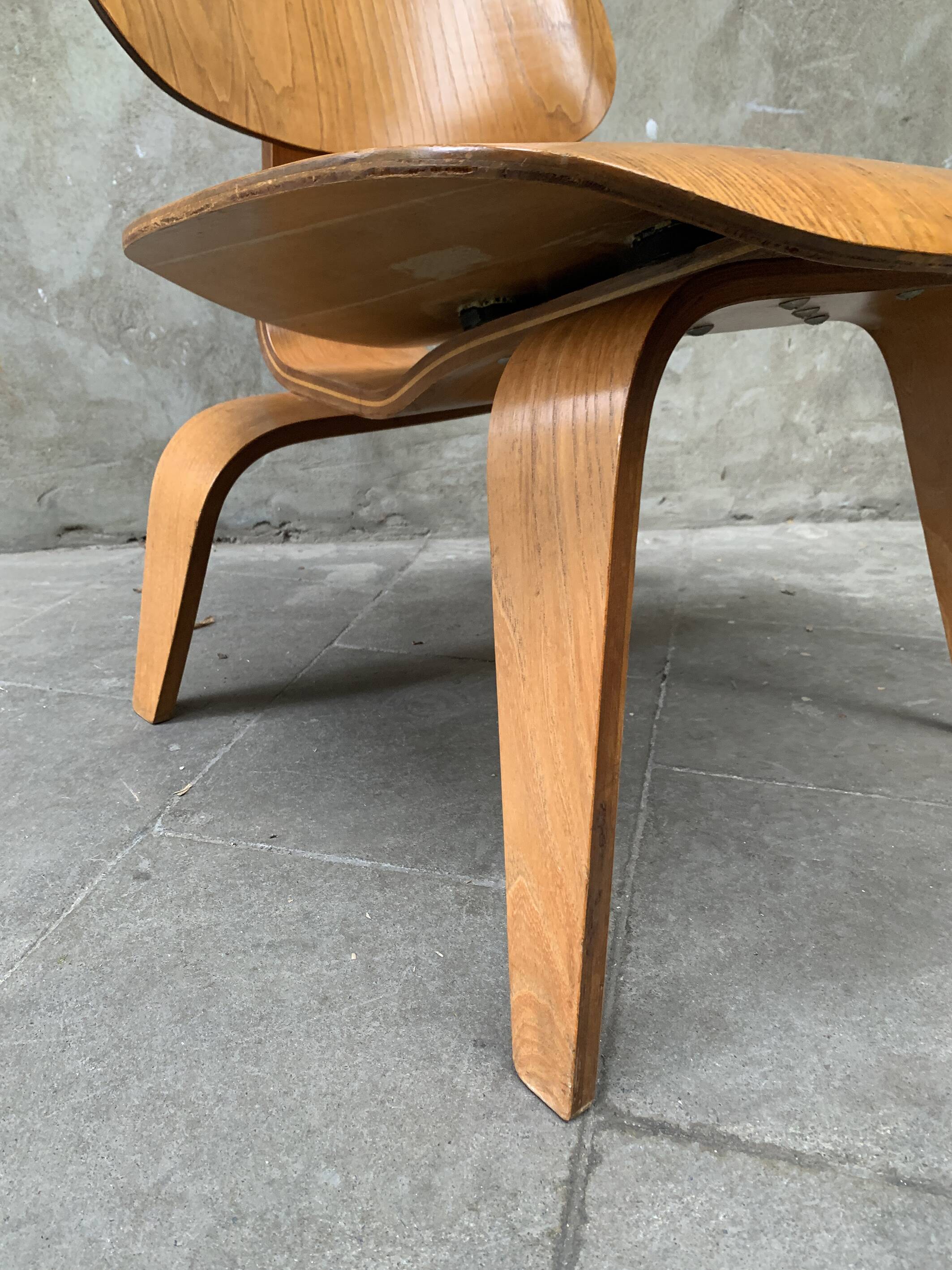 LCW Lounge Chair in ash wood, designed by Eames for Evans/Herman Miller, 1950s