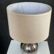 Lampe design en métal chromé