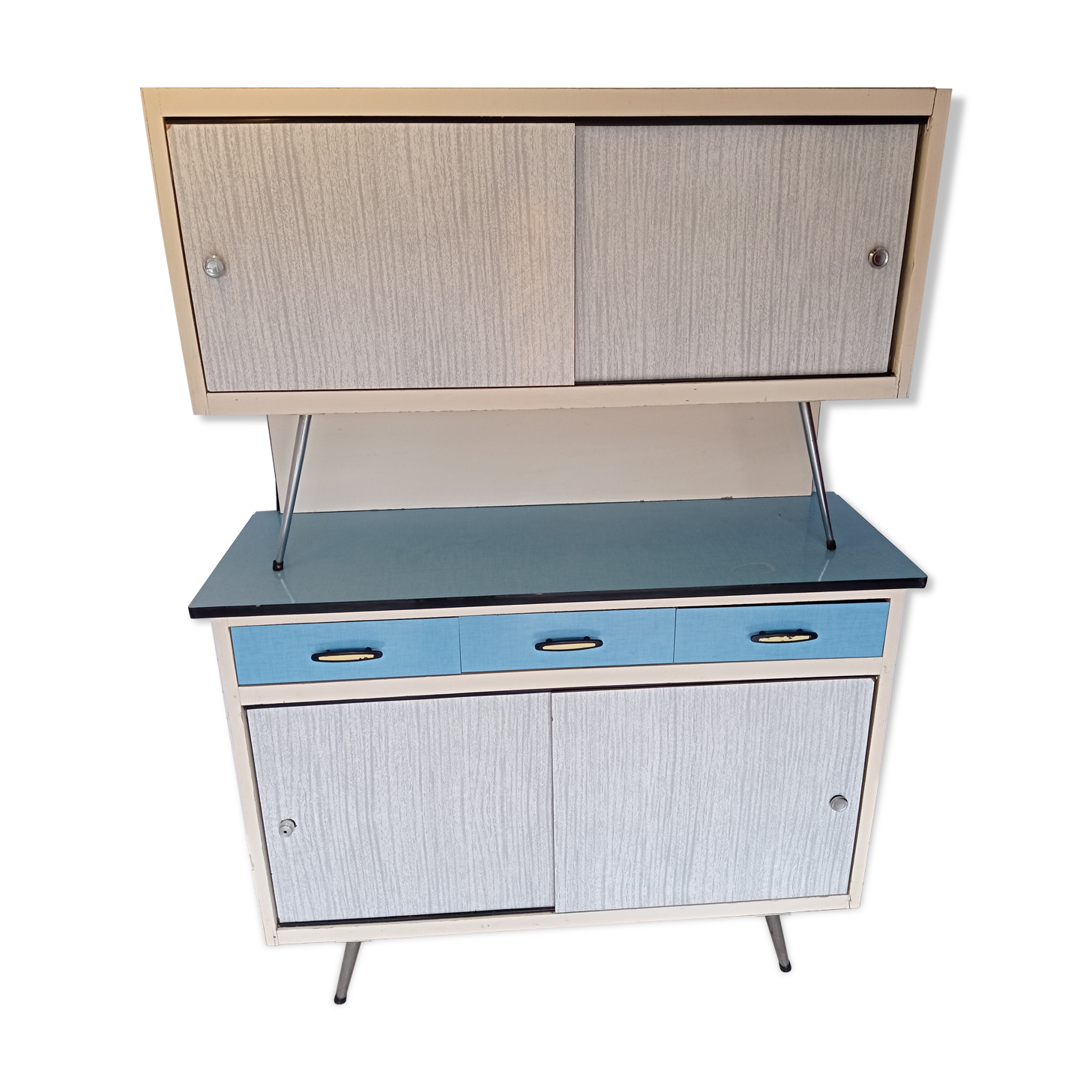 Formica buffet