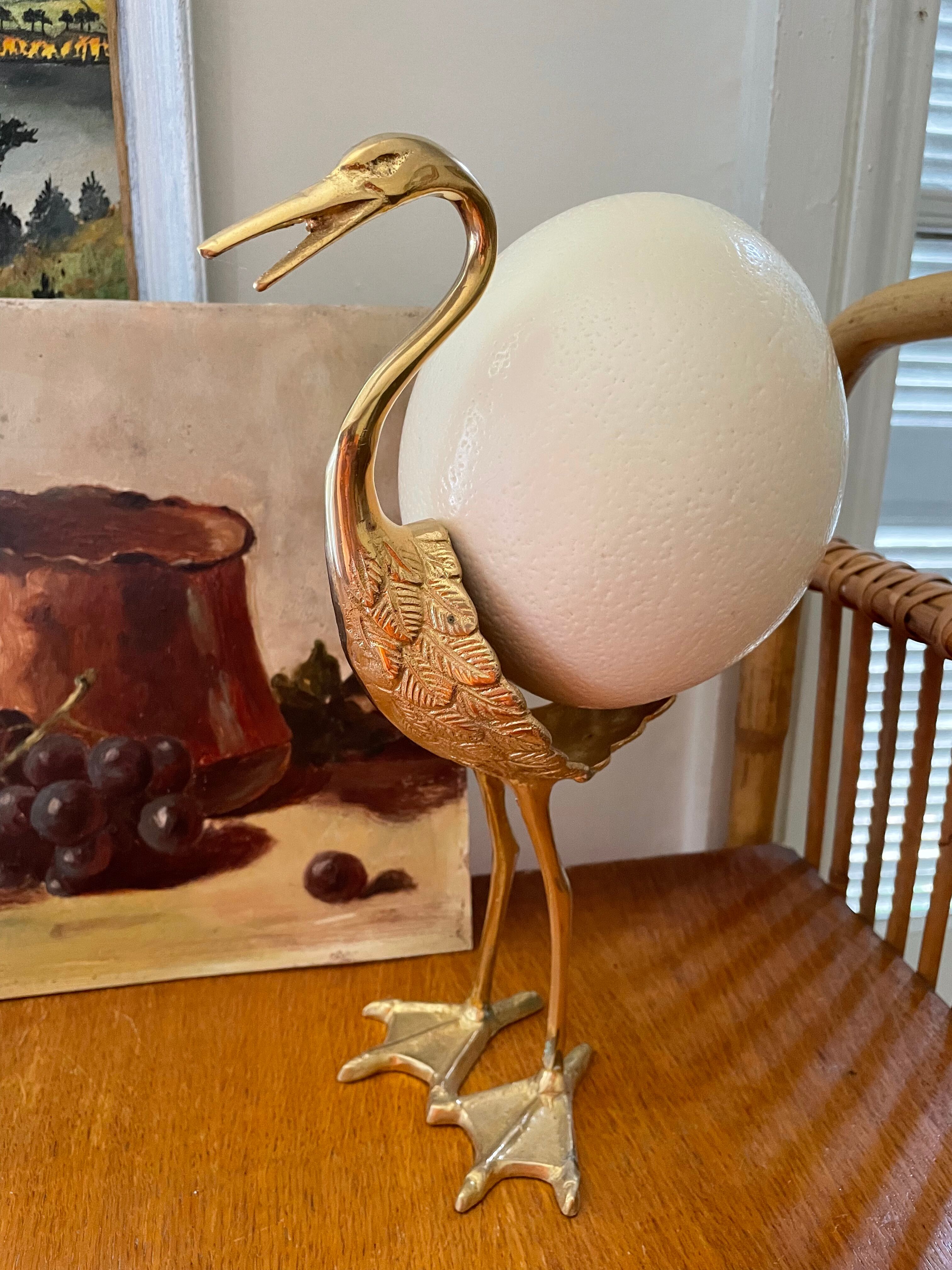 Oiseau en laiton et œuf d’autruche