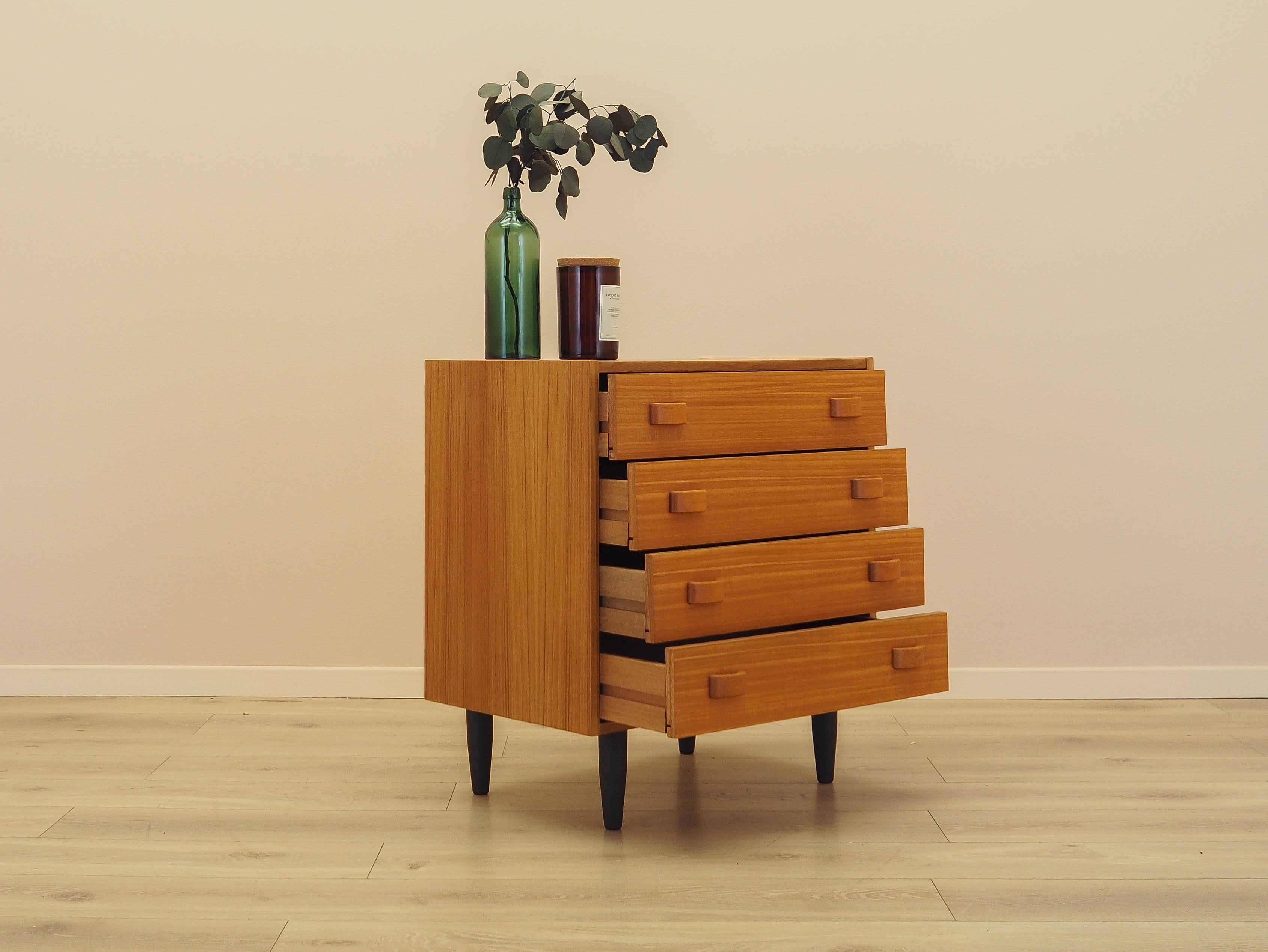 Commode en teck, design danois, années 1960, fabriquée au Danemark