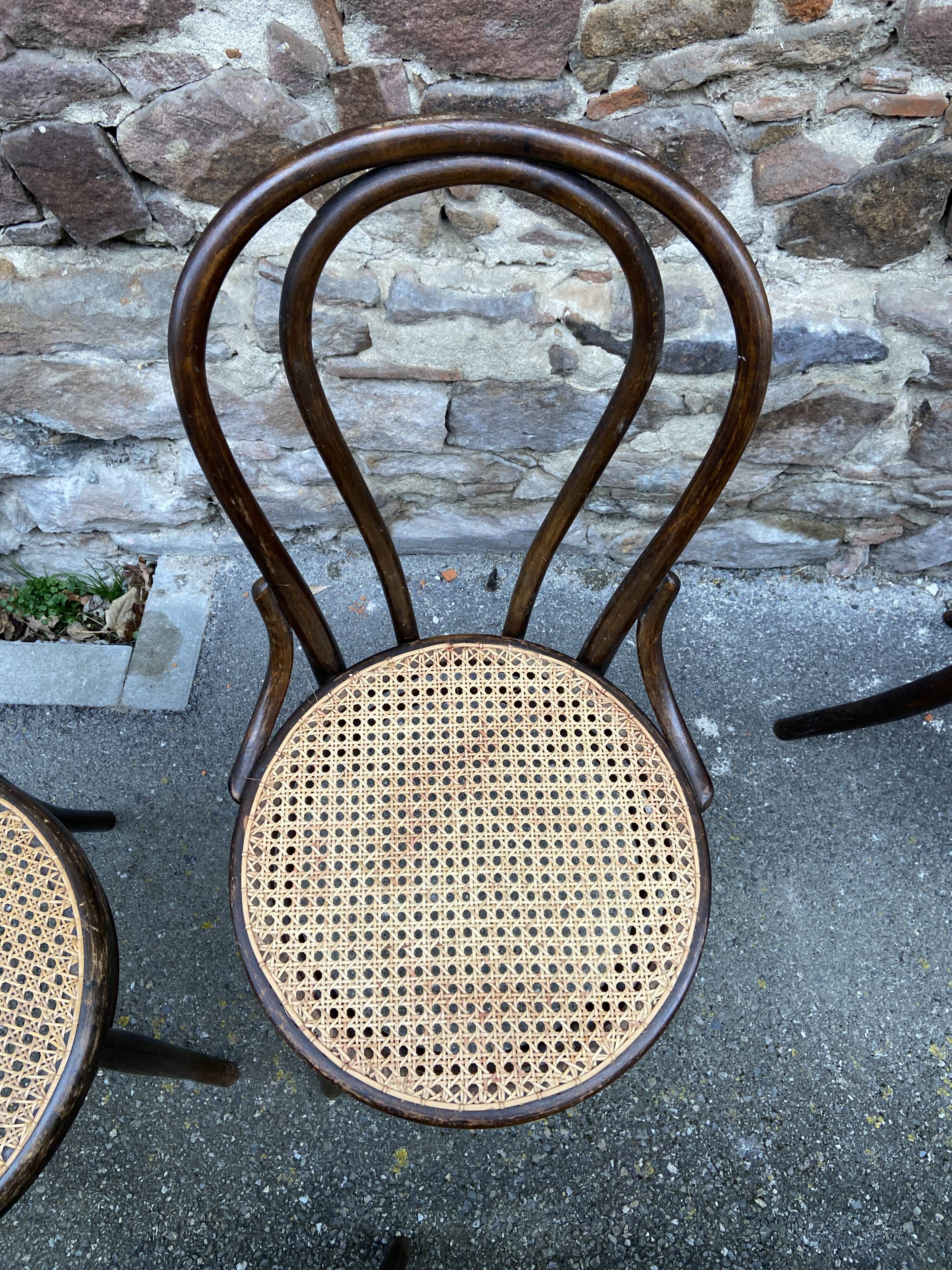 Set of 6 Thonet Fischel restaurant bistro chairs mismatch curved wood