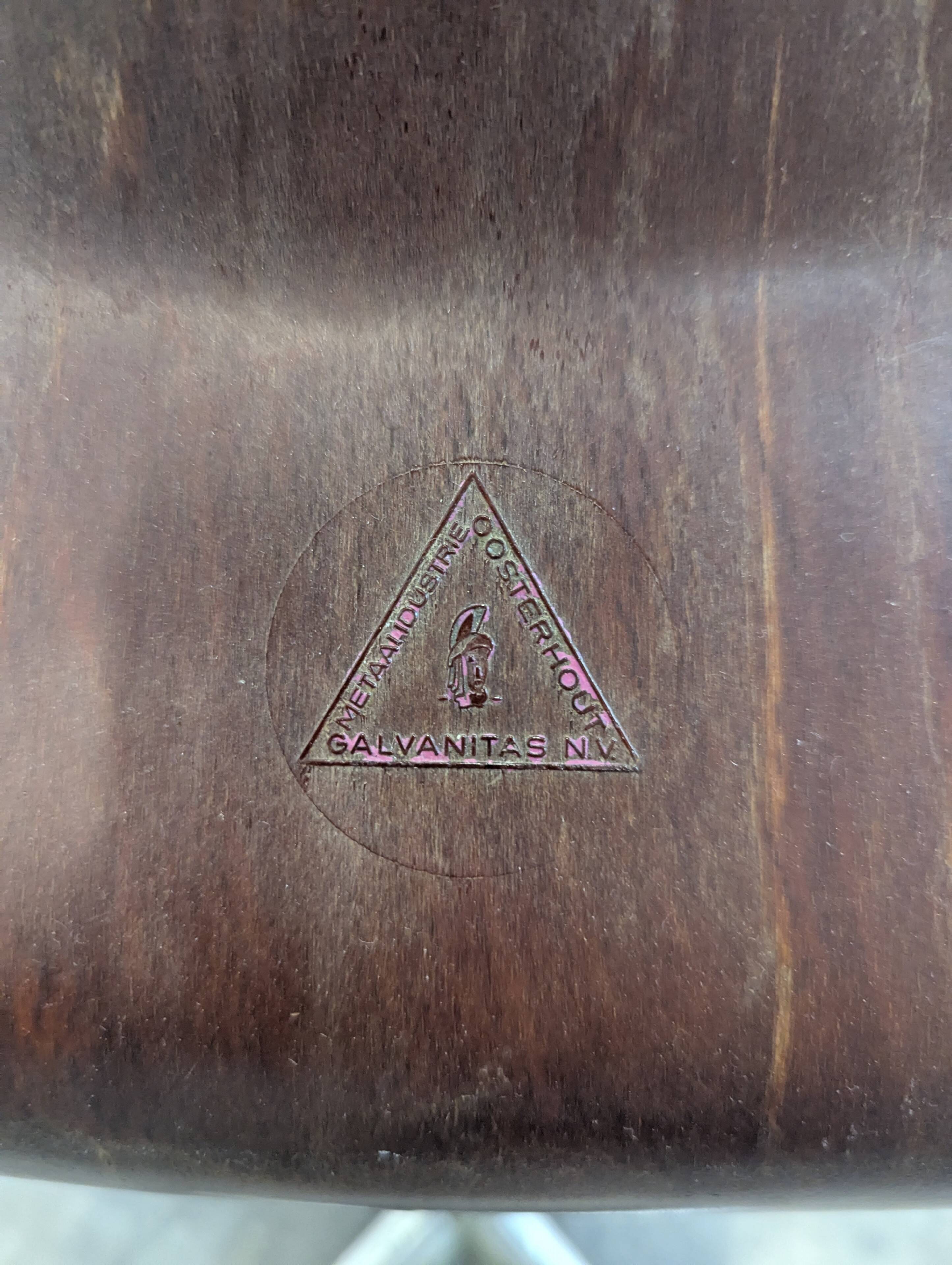 Scandinavian children's desk and chair