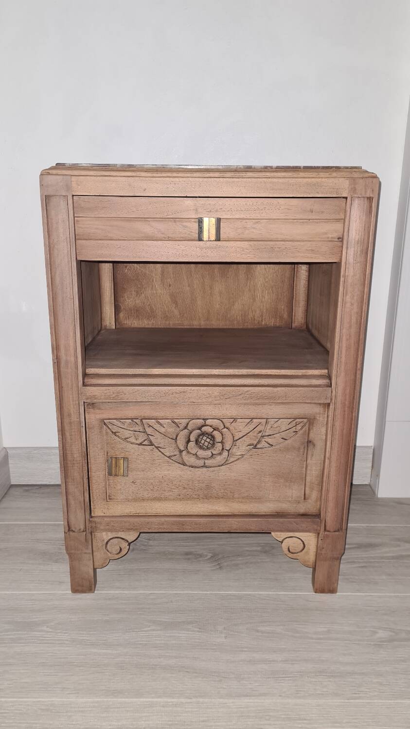 Art deco bedside