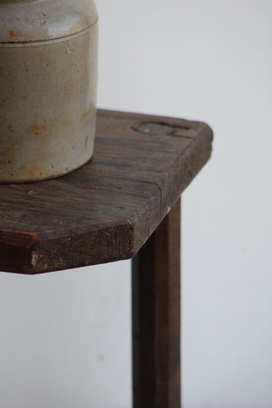 Tripod stool