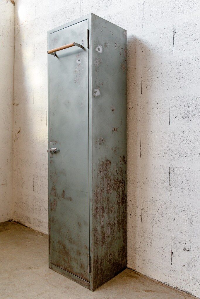 Metal industrial cloakroom