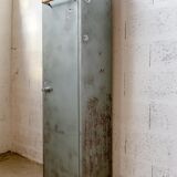 Metal industrial cloakroom
