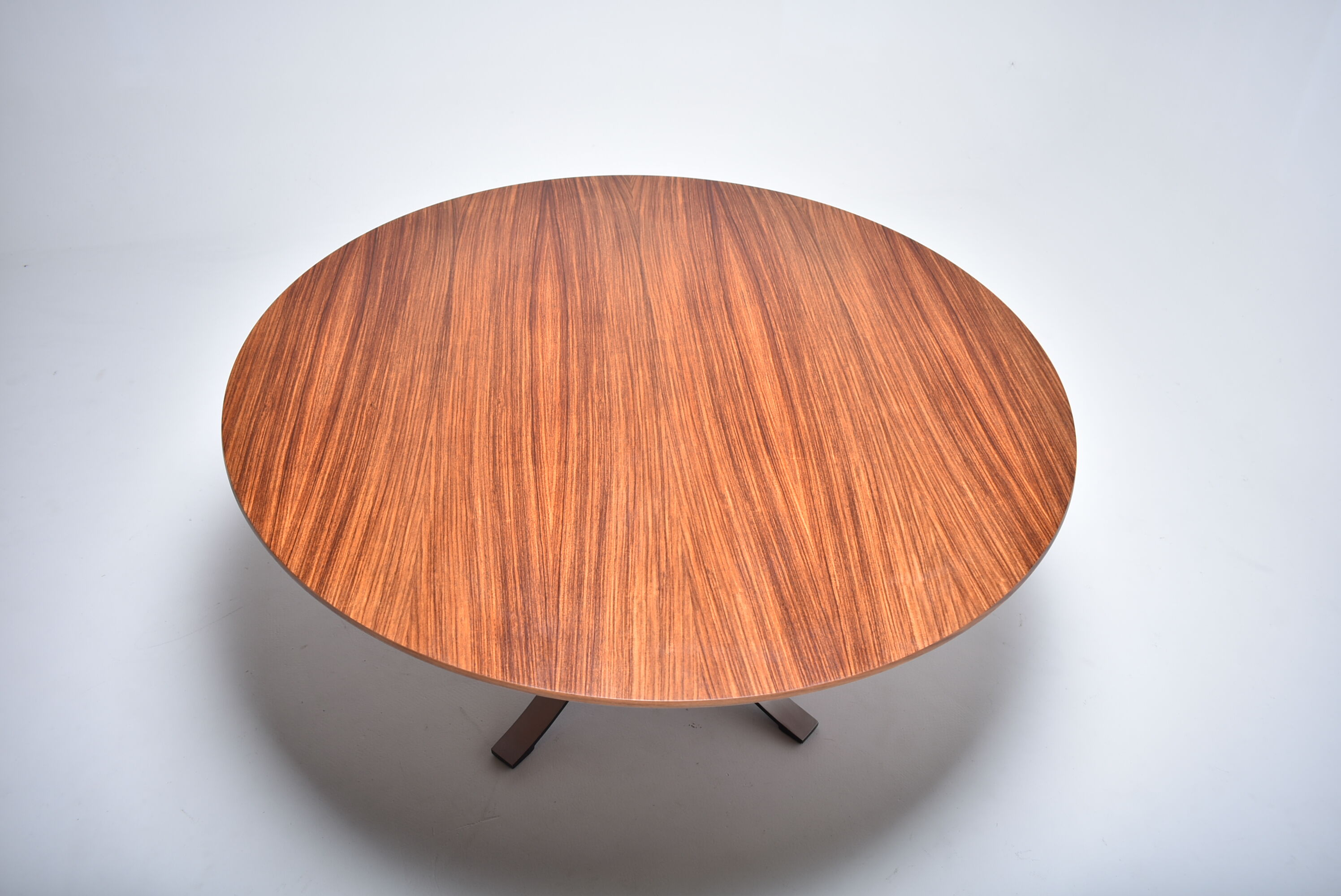 Table T69 by Osvaldo Borsani for Tecno
