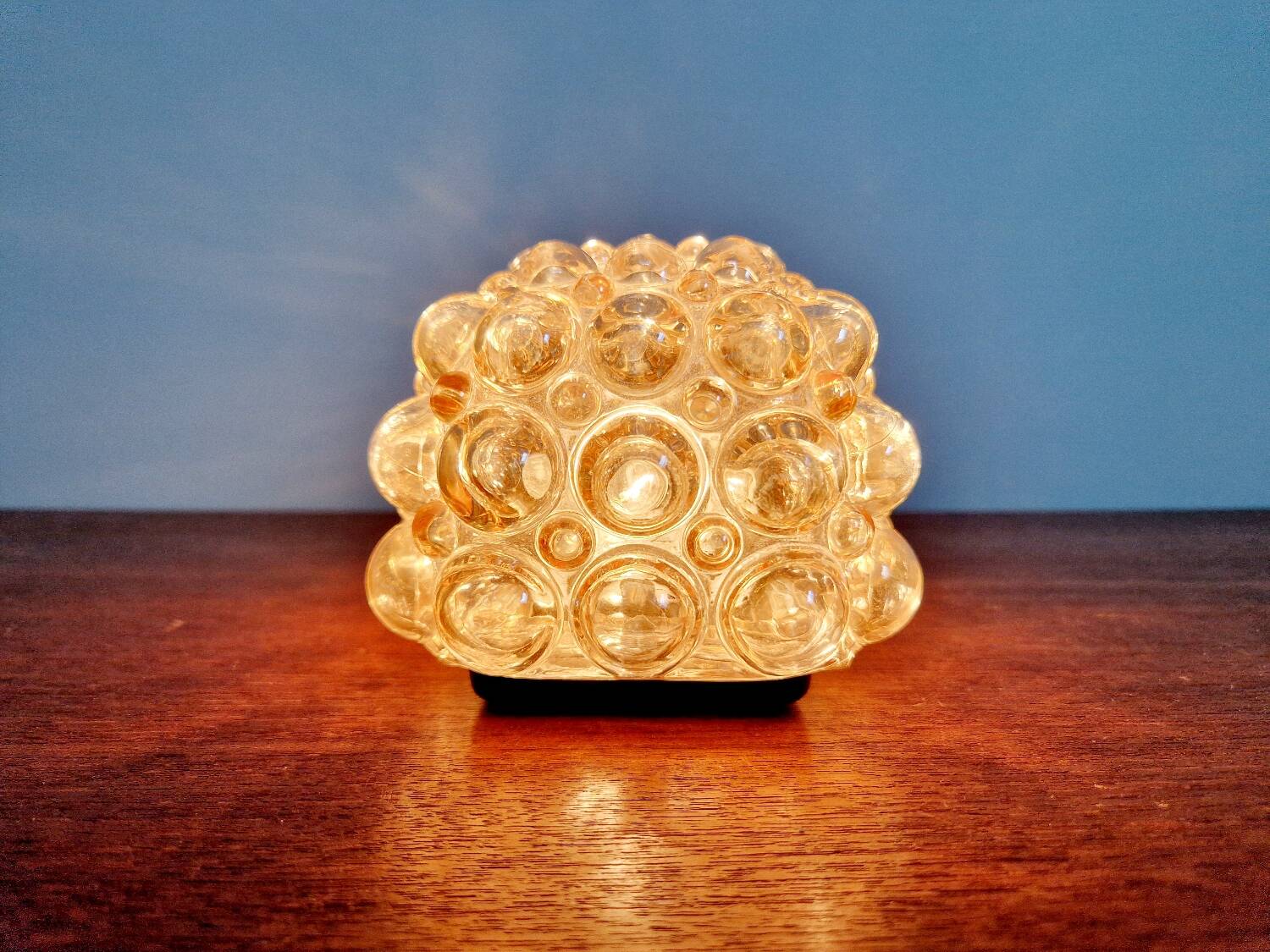 Amber bubble glass wall light, design Helena Tynell, 1970