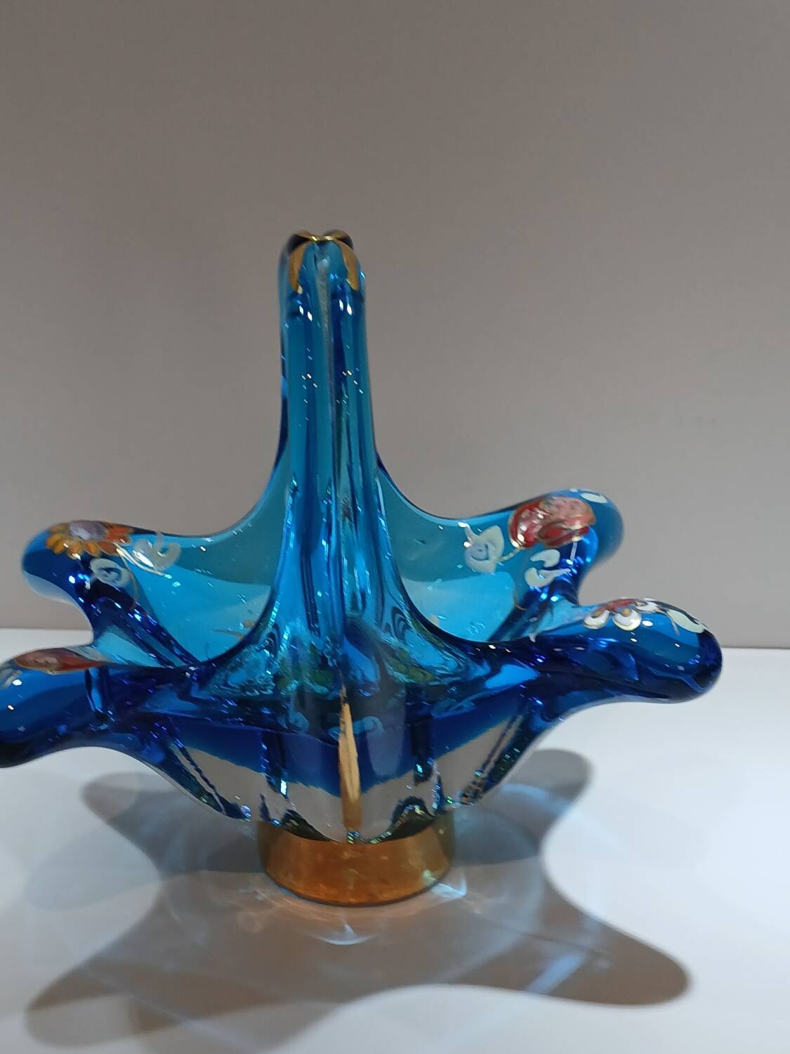 Vintage blown glass basket of Spanish art signed ROYO.