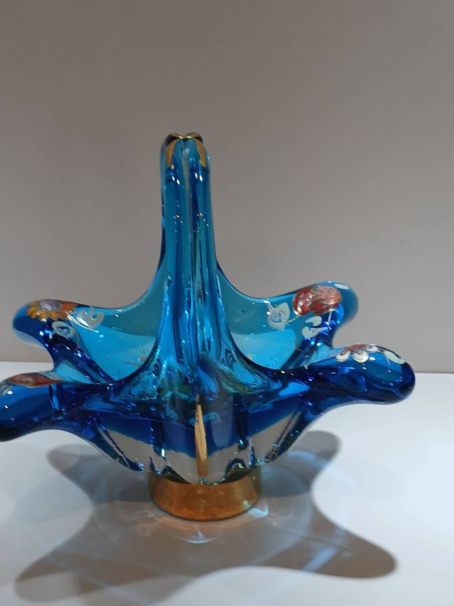 Vintage blown glass basket of Spanish art signed ROYO.