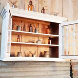 Showcase furniture to hang