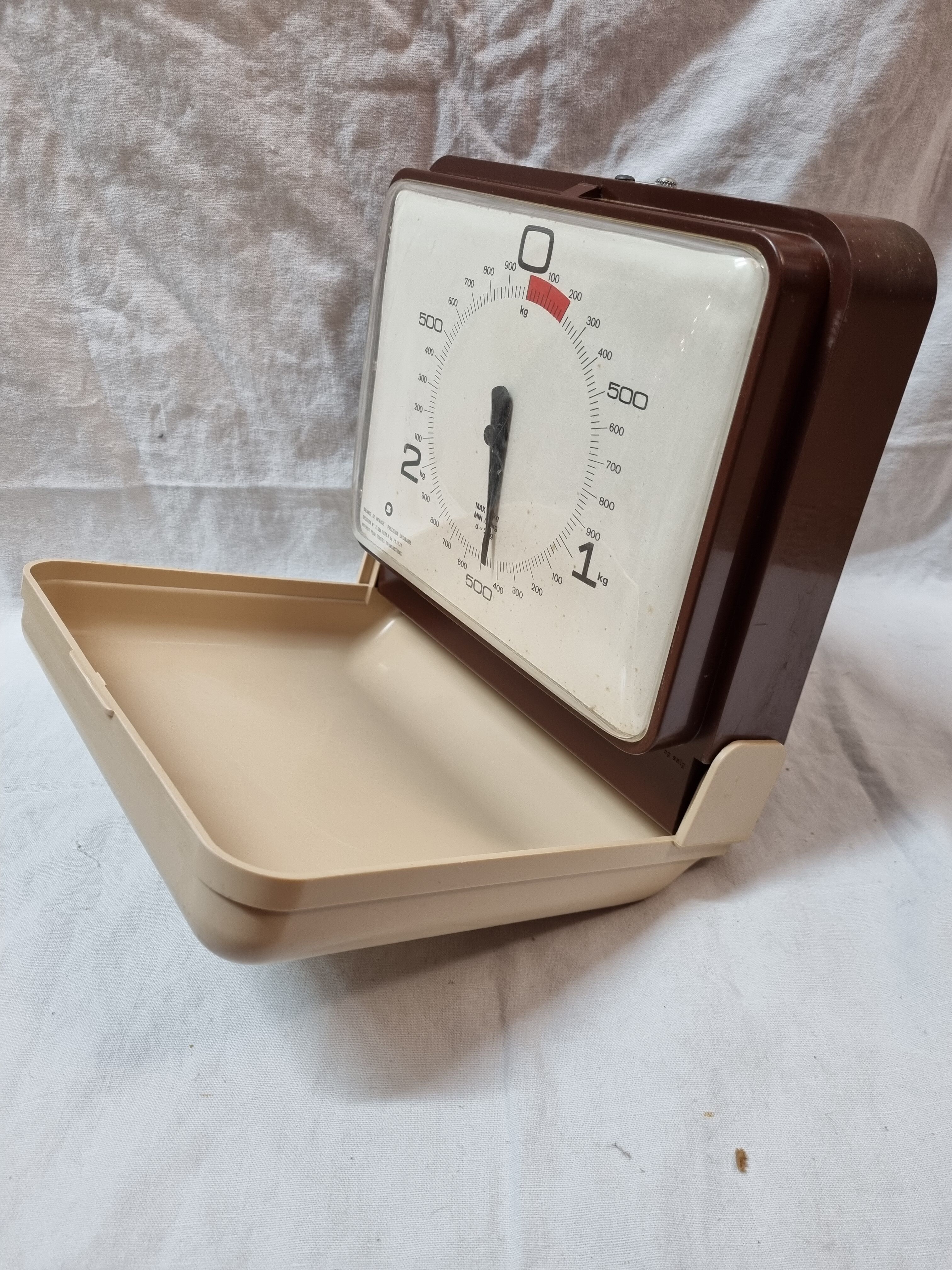 Soehnel wall scale from 1970