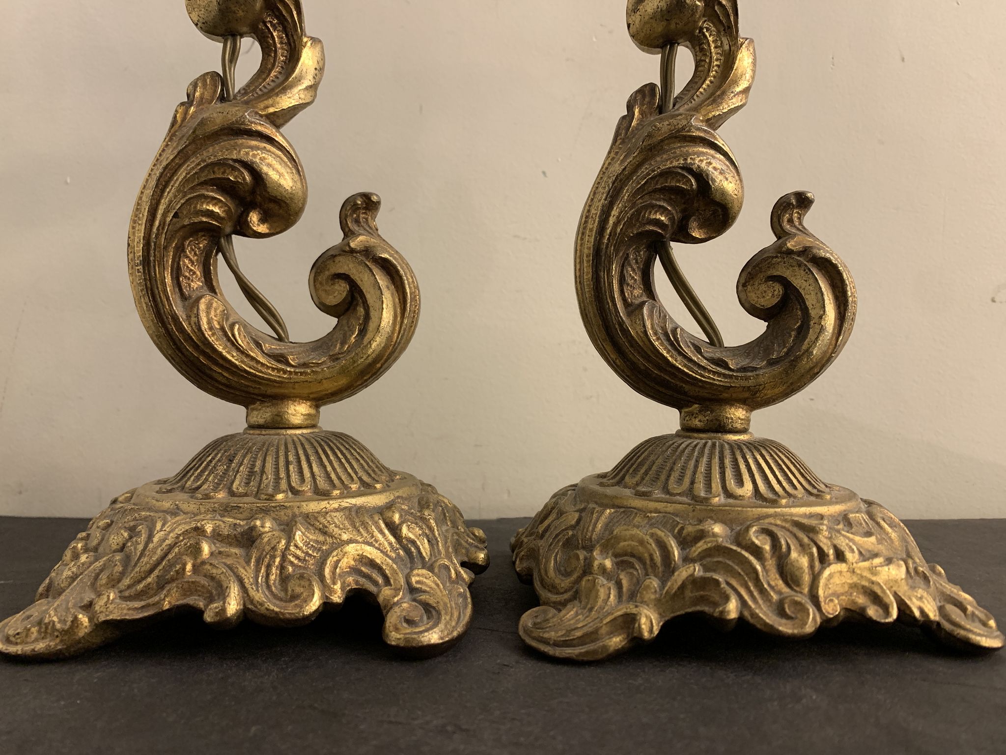 Pair of legs of bronze lamps rocaille style