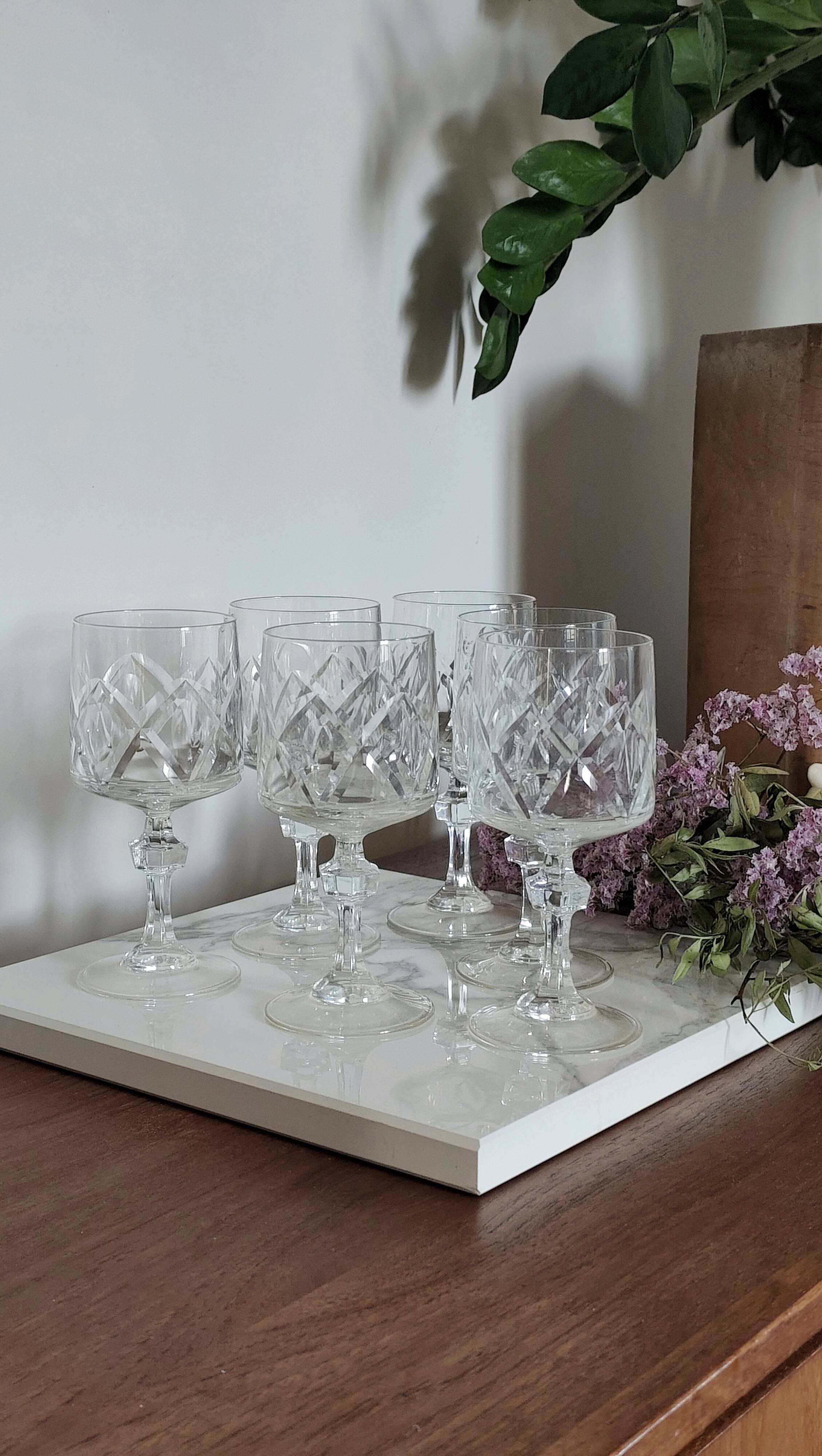 6 stemmed cut crystal water glasses