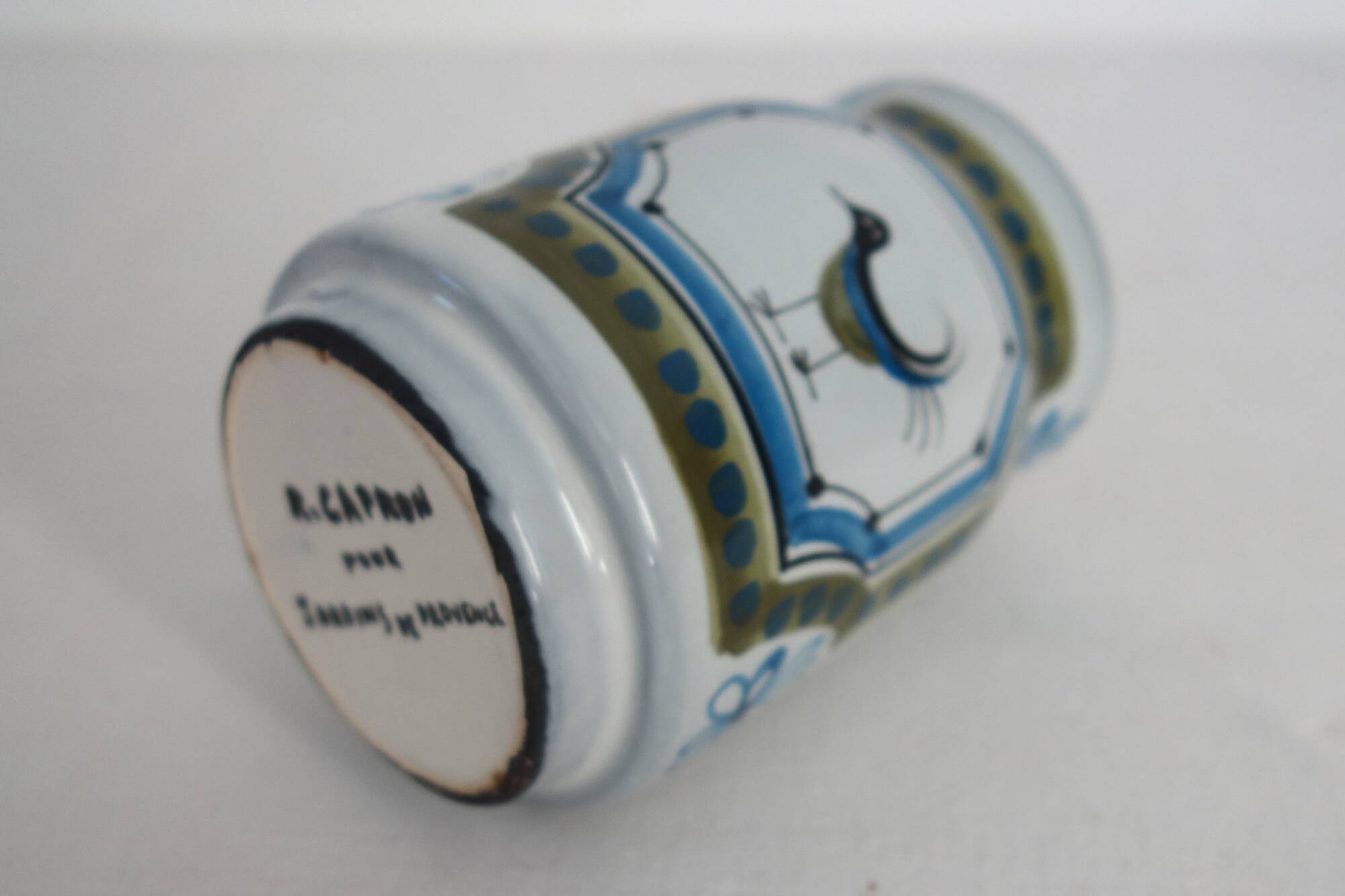 Small ceramic pot signed Roger Capron, 60s/70s