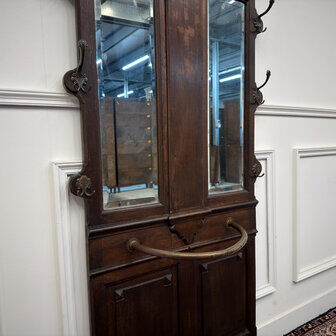 Classic English wardrobe coat rack