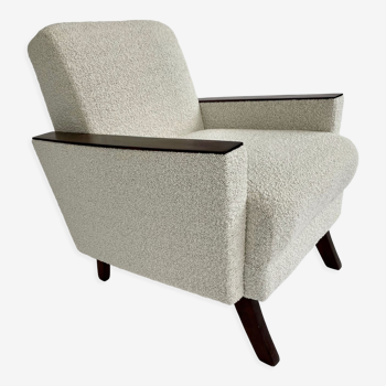 Cube armchair in wool buckle