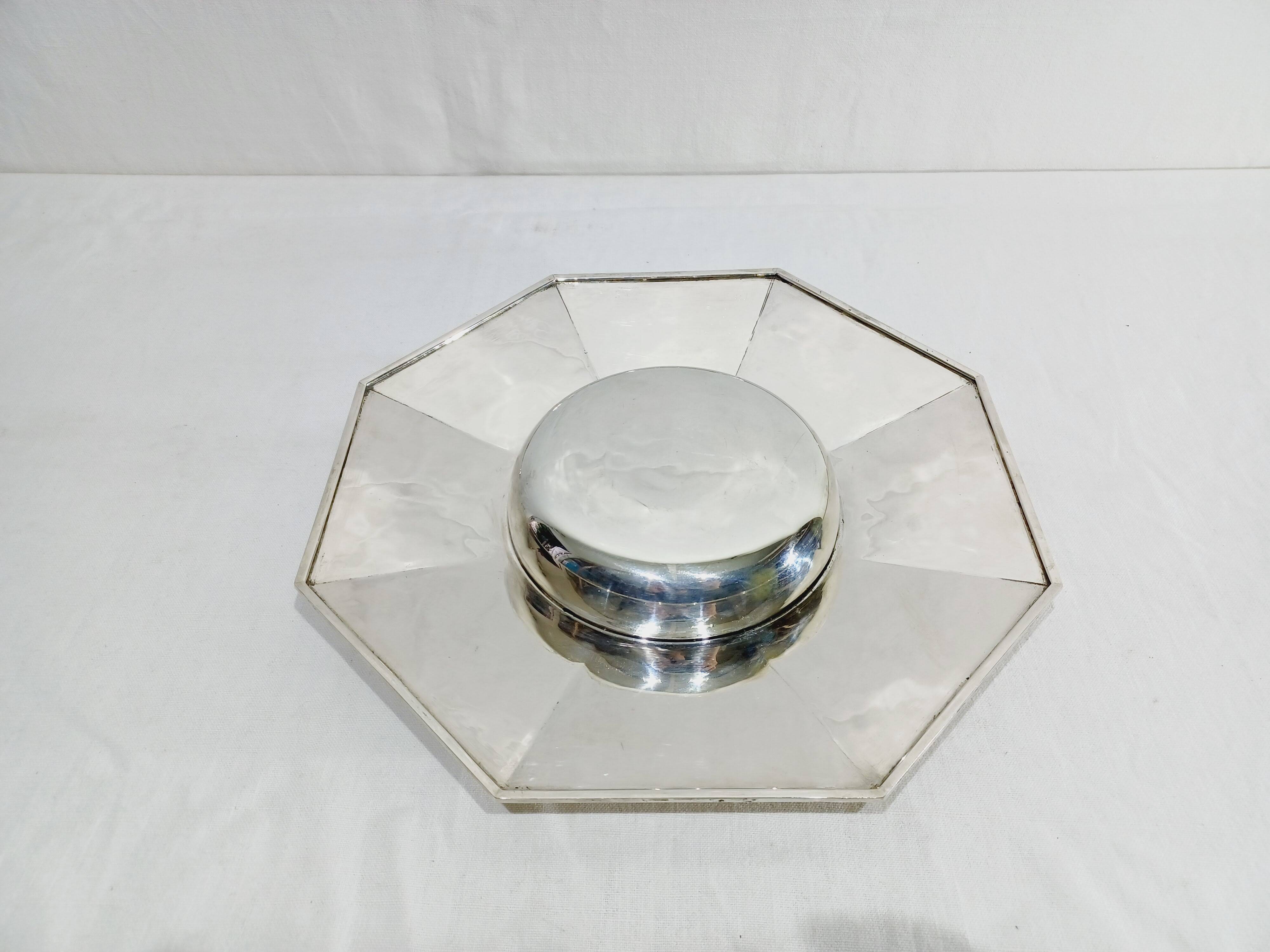 David Ferreira – Silver Centerpiece