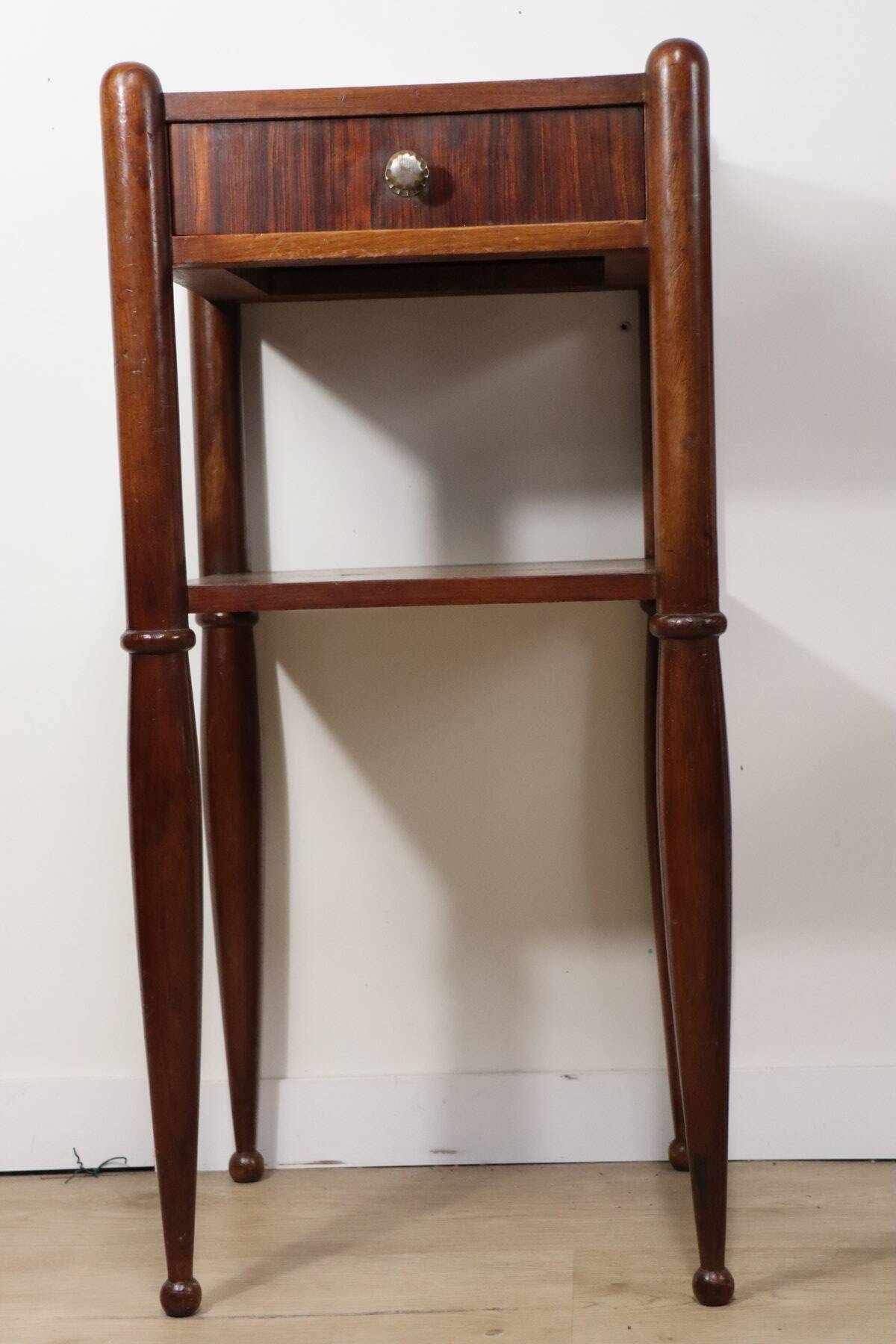 Art Deco pair of nightstands in walnut – 1940s