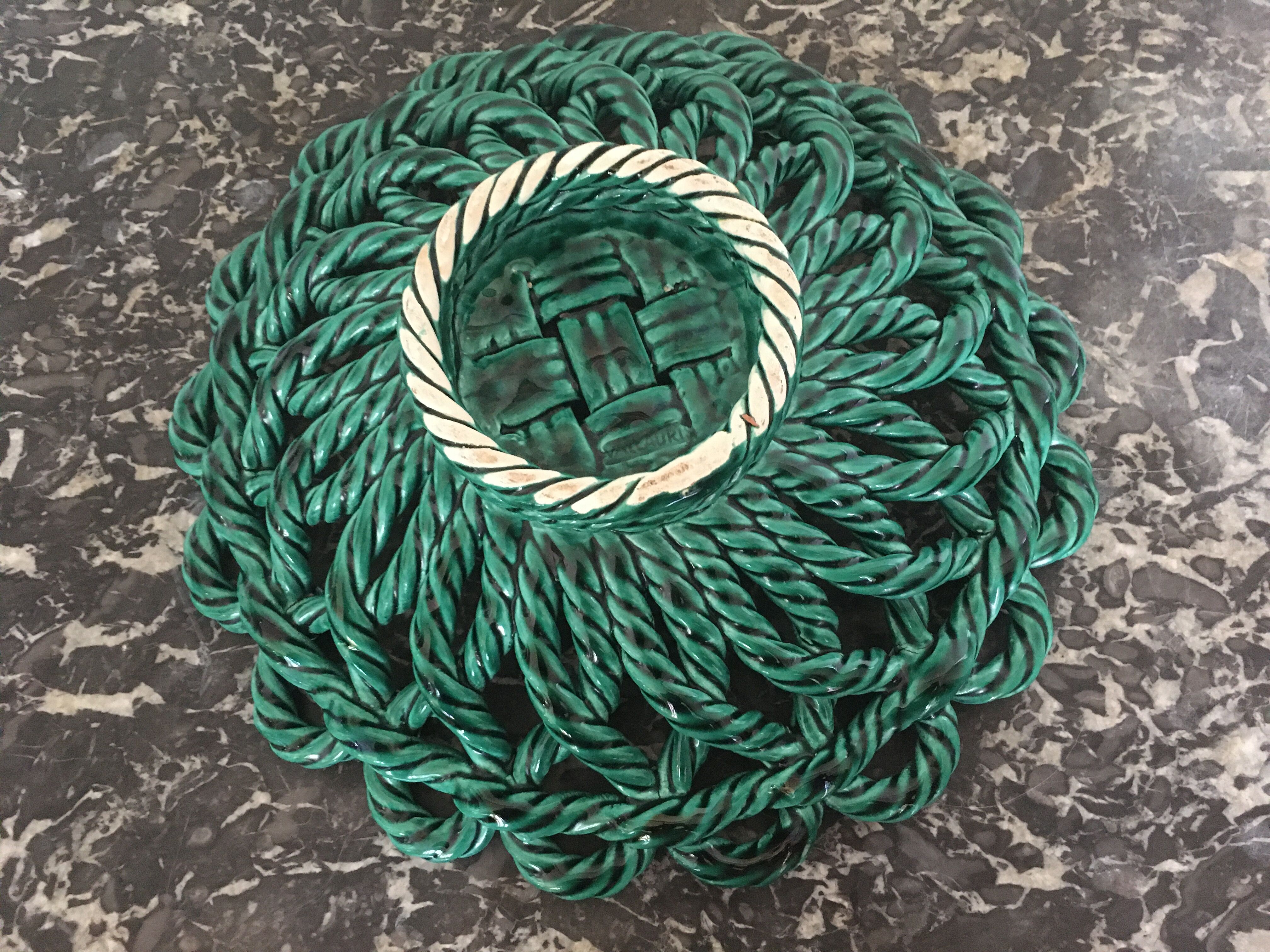 Vallauris 60's green cup