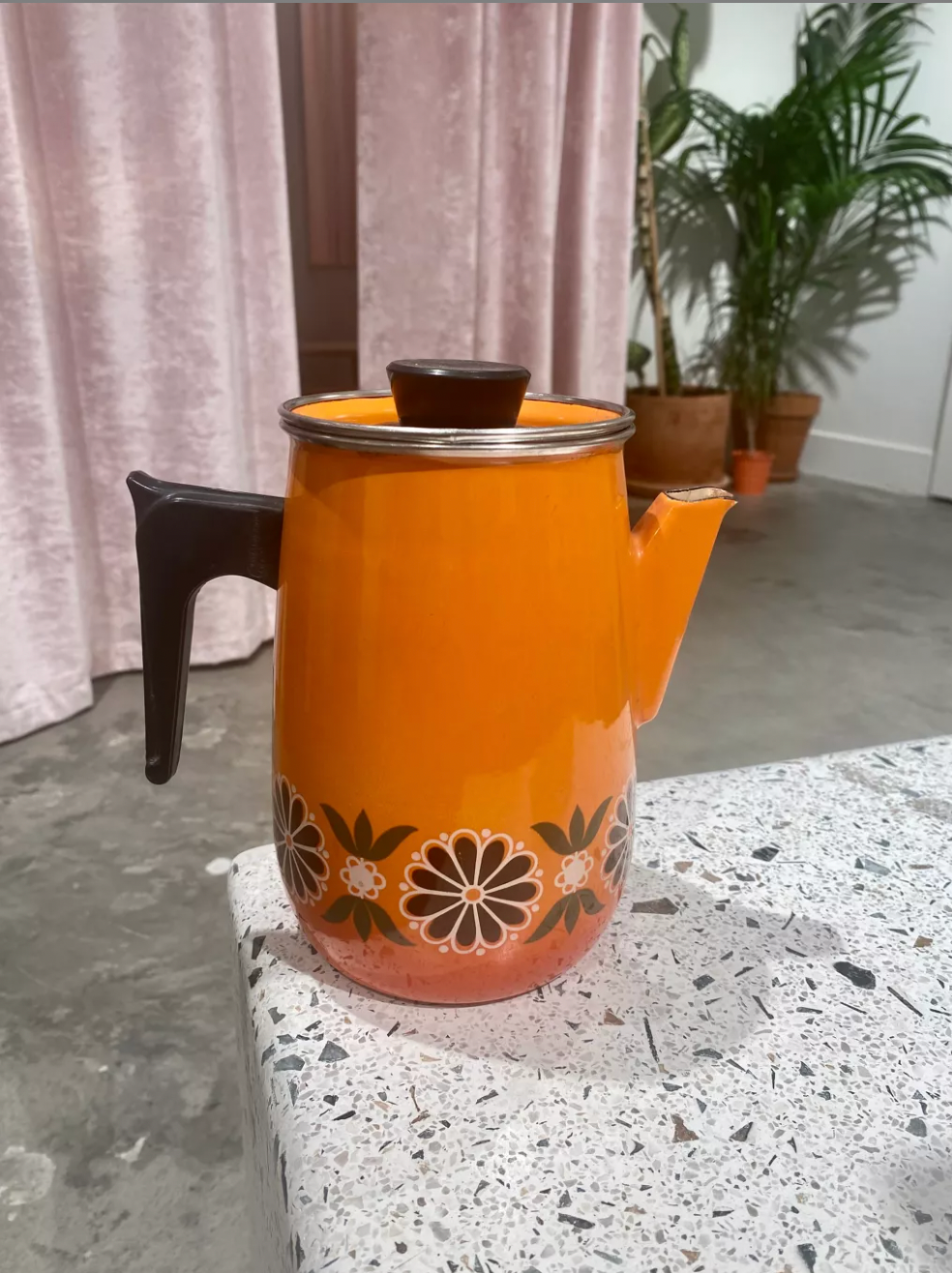 Vintage coffee maker 60 in metal