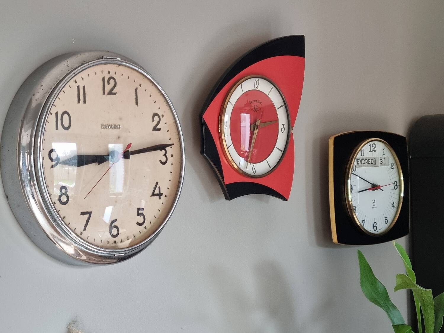 Wall clock