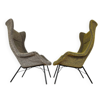 Pair of design fibreglass wing chairs by Miroslav Navratil, 1970s