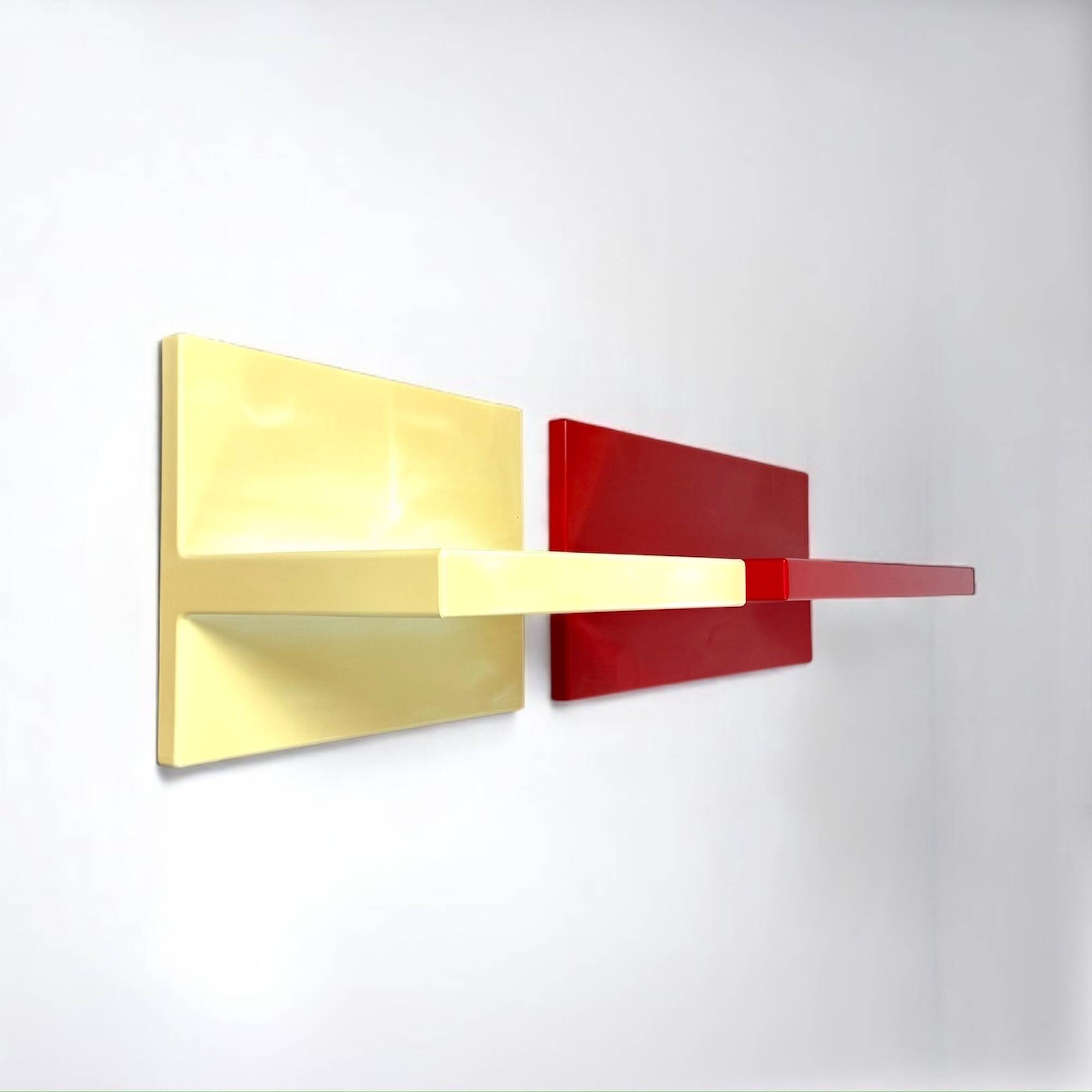 Pair of 1970s Kartell shelves by Marcello Siard