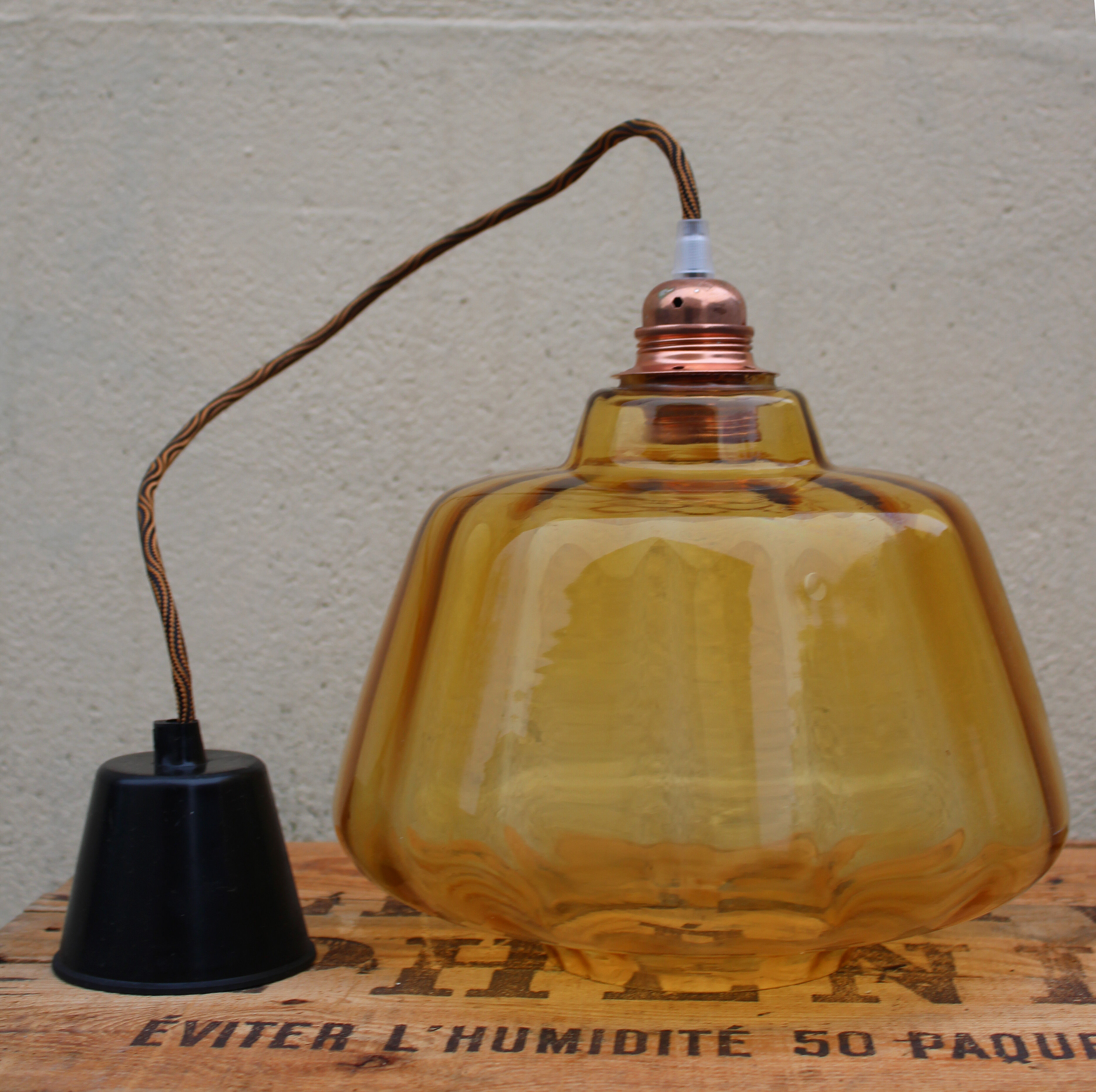 Amber glass hanging lamp 1960