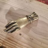 Hand
