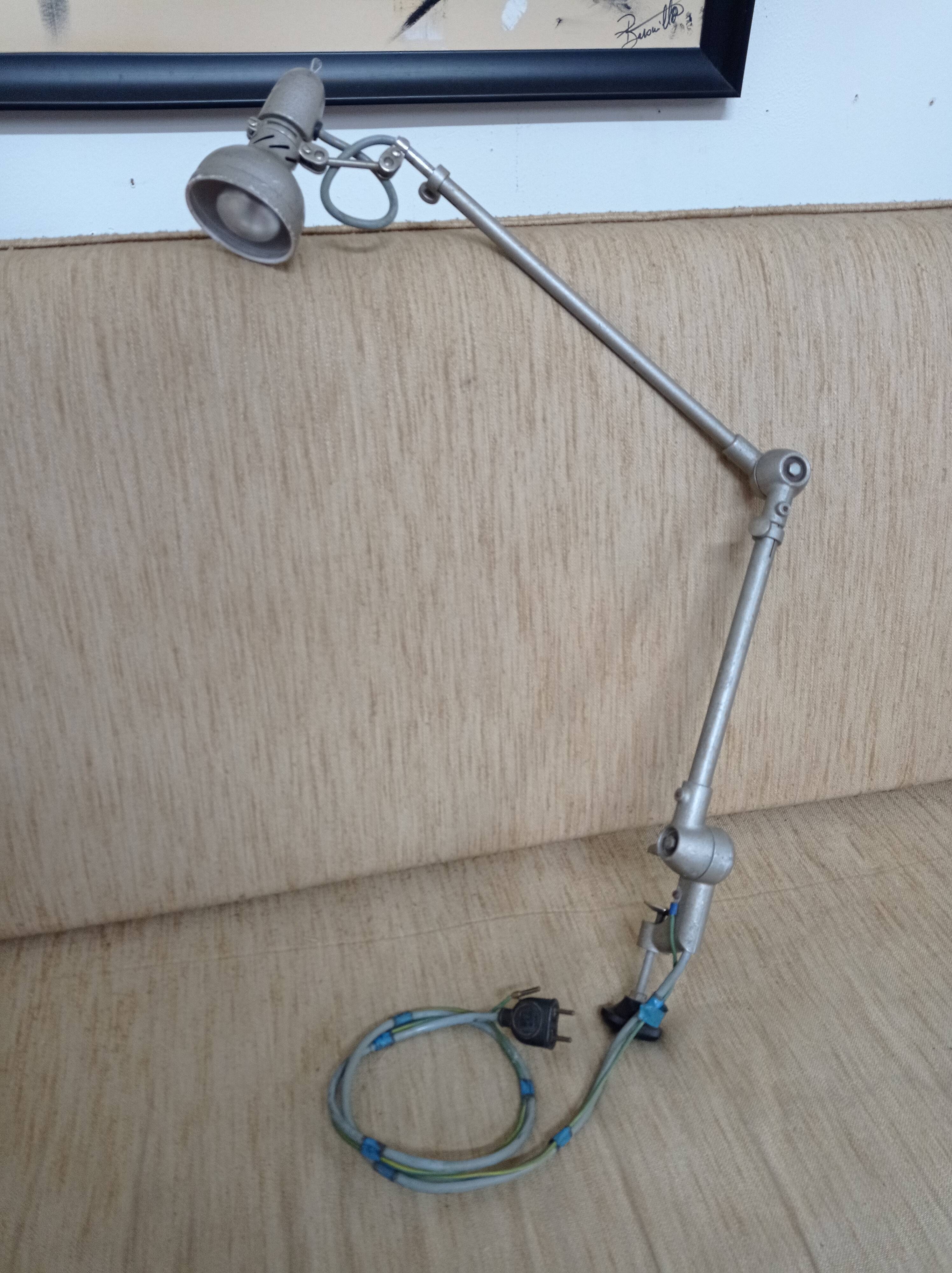 Lumina workshop lamp