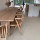 4 V-shaped wooden bistro chairs