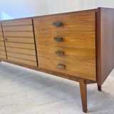 Buffet milieu de siècle