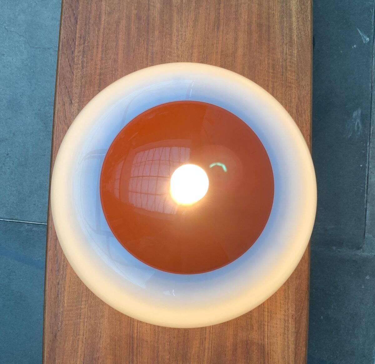 Italian table lamp from the mid-century space age by Gaetano Sciolari for Ecolight/Valenti.