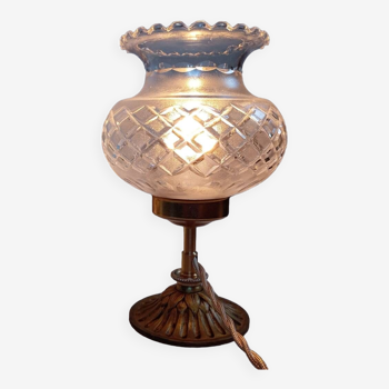 Bronze table lamp and chiseled glass globe, retro chic