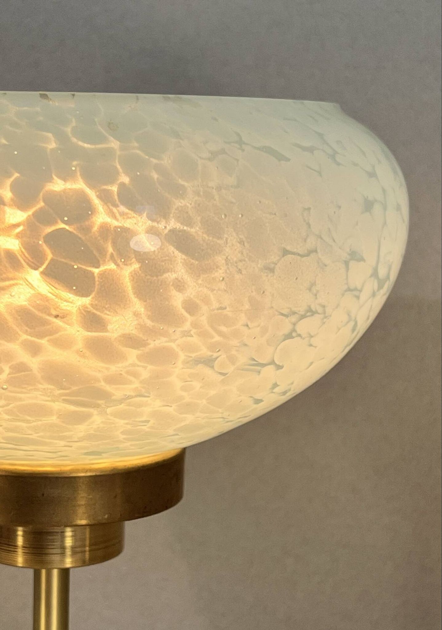 Vintage table lamp in blue Clichy glass & patinated brass