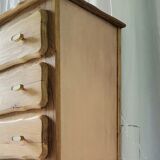 Vintage chest of drawers