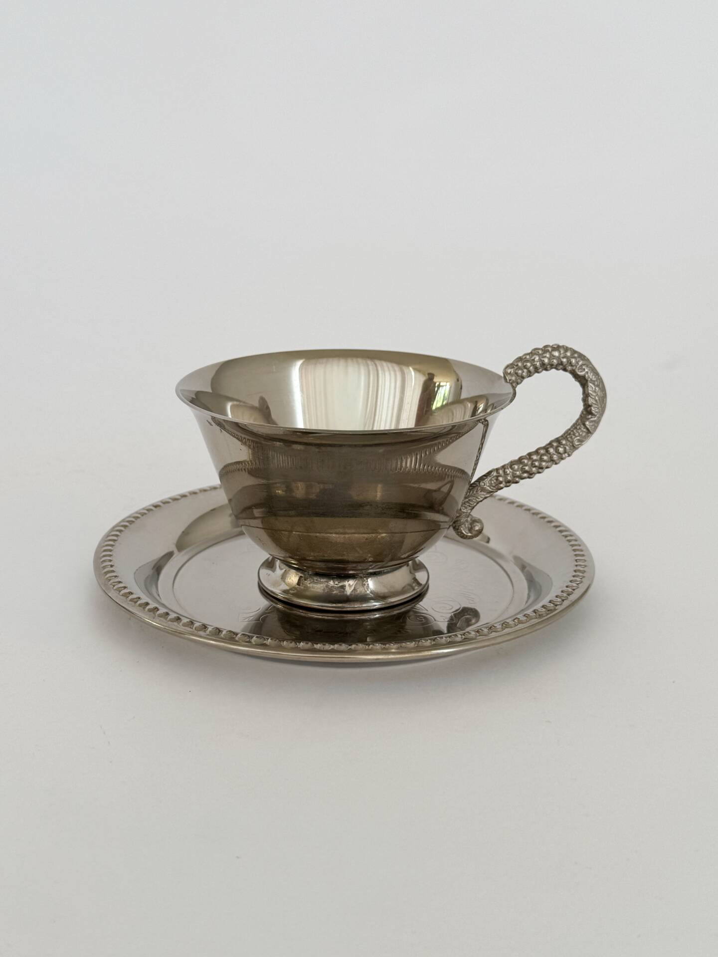 Set of 6 Antique Early 20th Century Silver Plated Coffee Cups With Sau