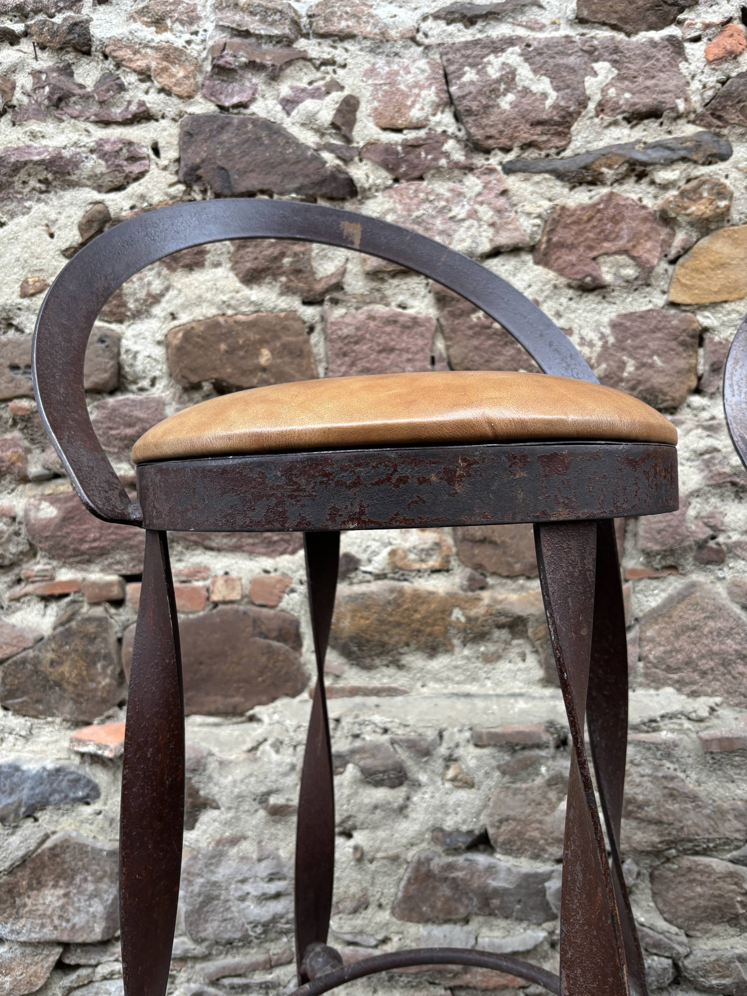 Set of 4 bar stools restaurant pub tavern metal 1970s