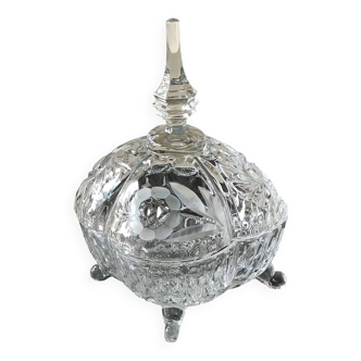 Grande Bonbonnière en cristal Bohème taillé. Motifs Floraux/Etoiles