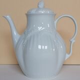 Coffee maker in old white porcelain from Limoges
