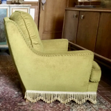 Toad armchair in corduroy bright